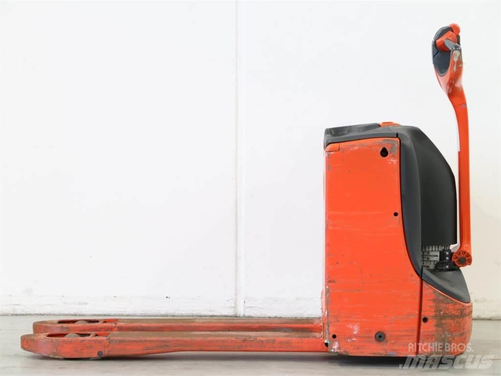 Linde T16/1152 手推堆垛车
