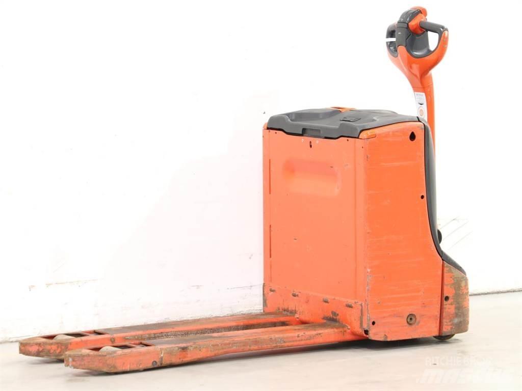 Linde T16/1152 手推堆垛车