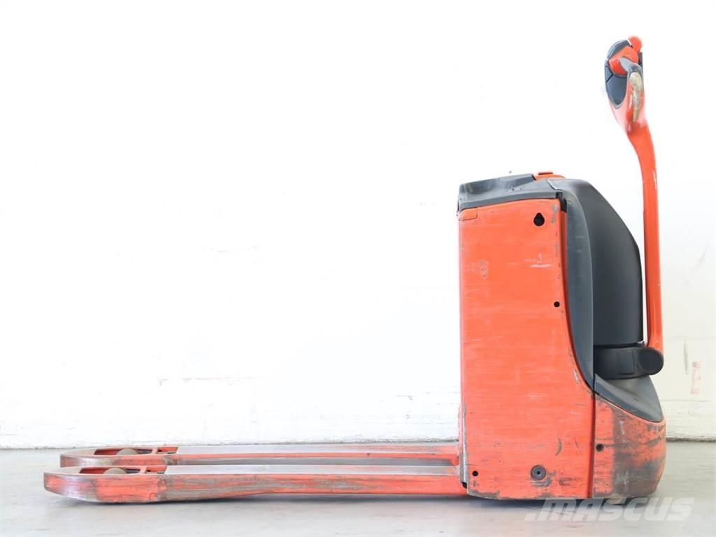 Linde T16/1152 手推堆垛车