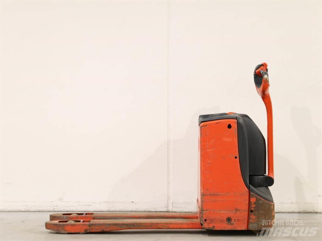Linde T16/1152 手推堆垛车