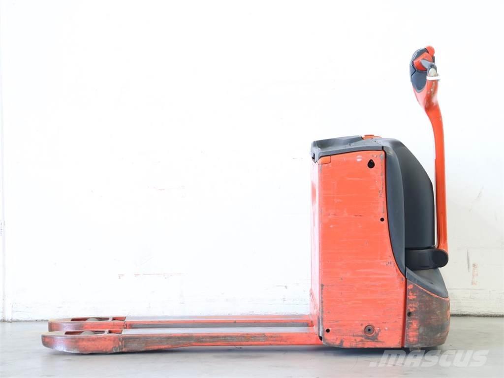 Linde T16/1152 手推堆垛车