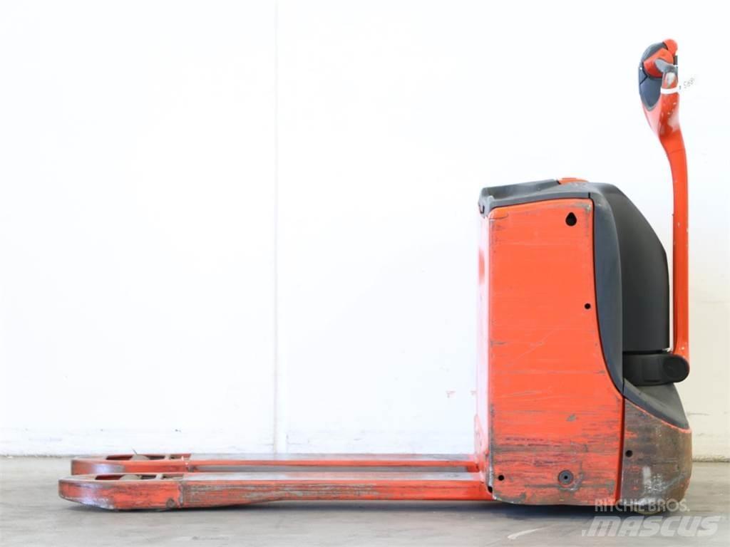 Linde T16/1152 手推堆垛车