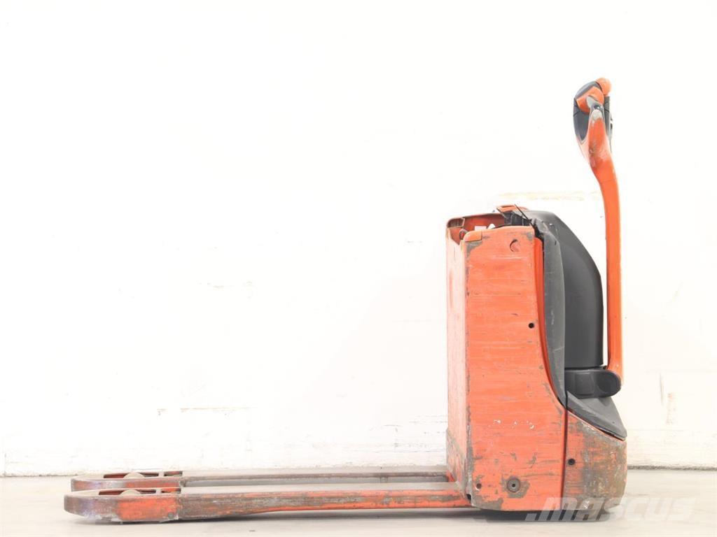 Linde T16/1152 手推堆垛车