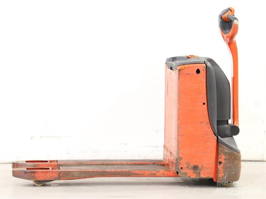 Linde T16/1152 手推堆垛车
