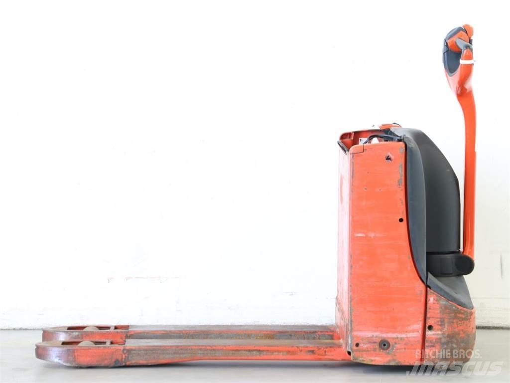 Linde T16/1152 手推堆垛车