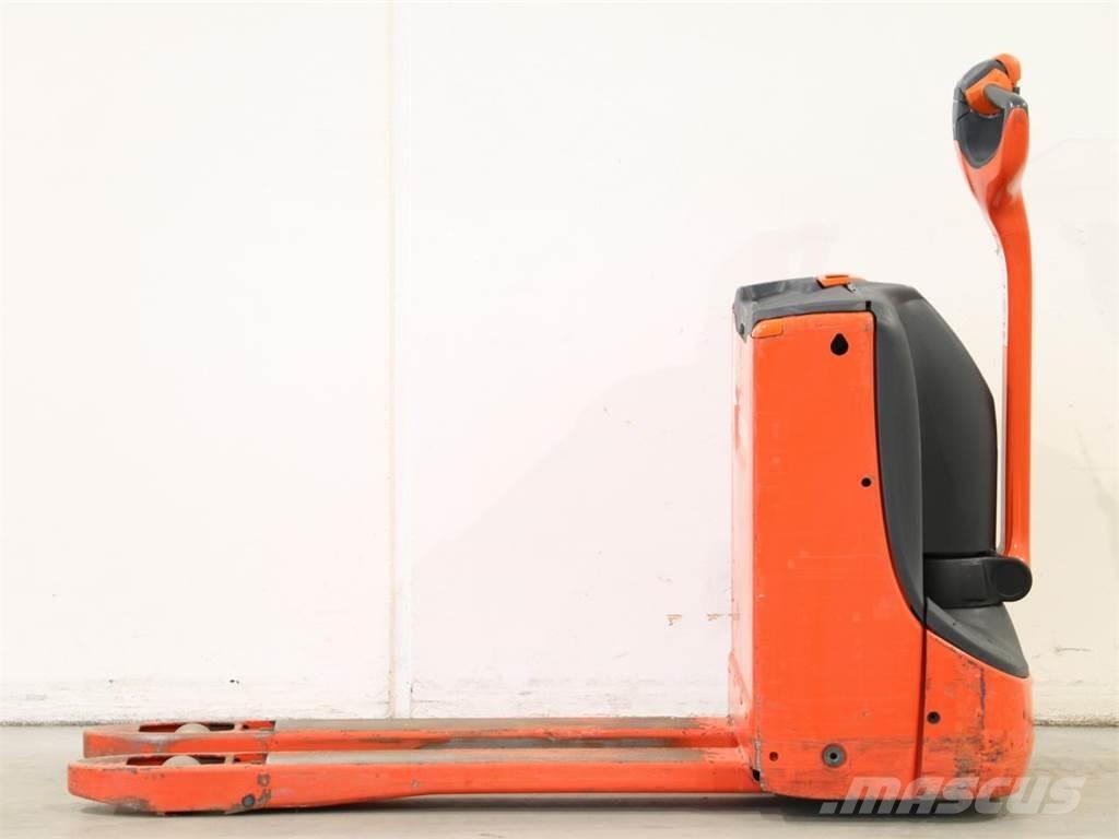 Linde T16/1152-00 手推堆垛车