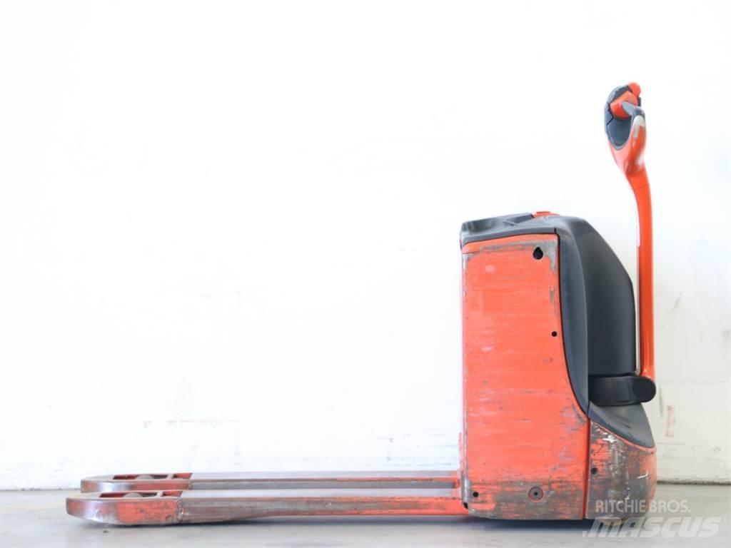 Linde T16/1152-00 手推堆垛车