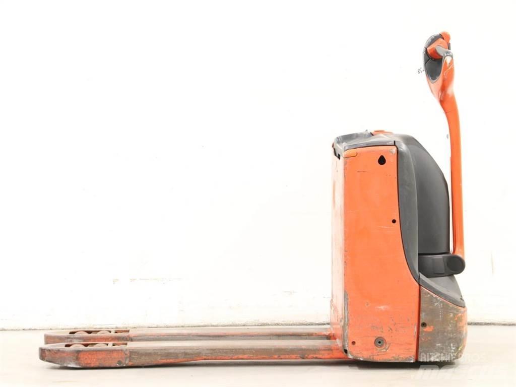 Linde T16/1152-00 手推堆垛车