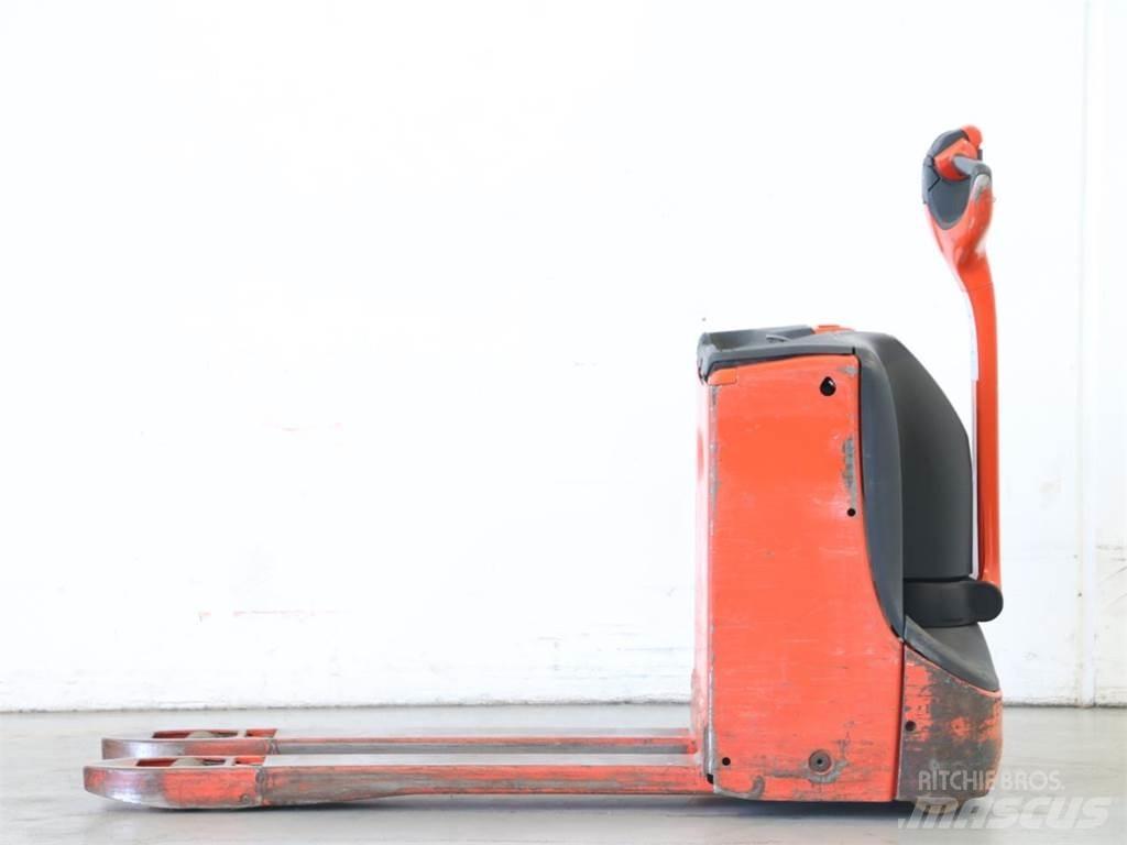 Linde T16/1152-00 手推堆垛车