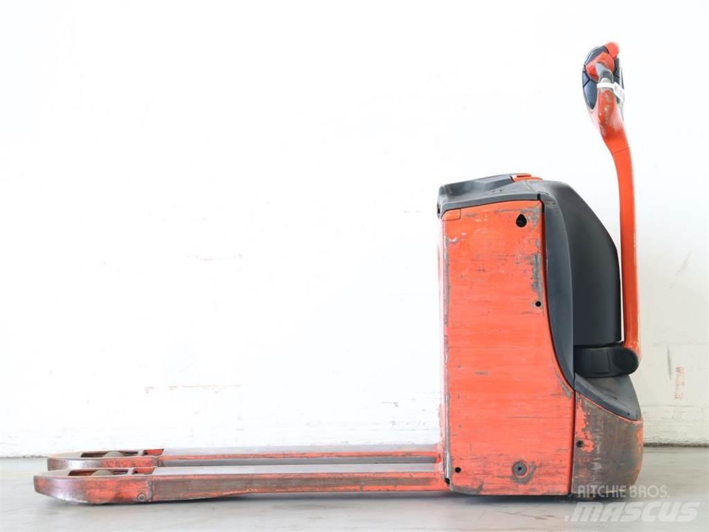 Linde T16/1152-00 手推堆垛车