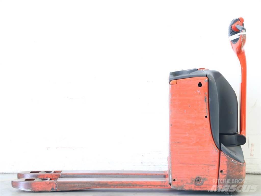 Linde T16/1152-00 手推堆垛车