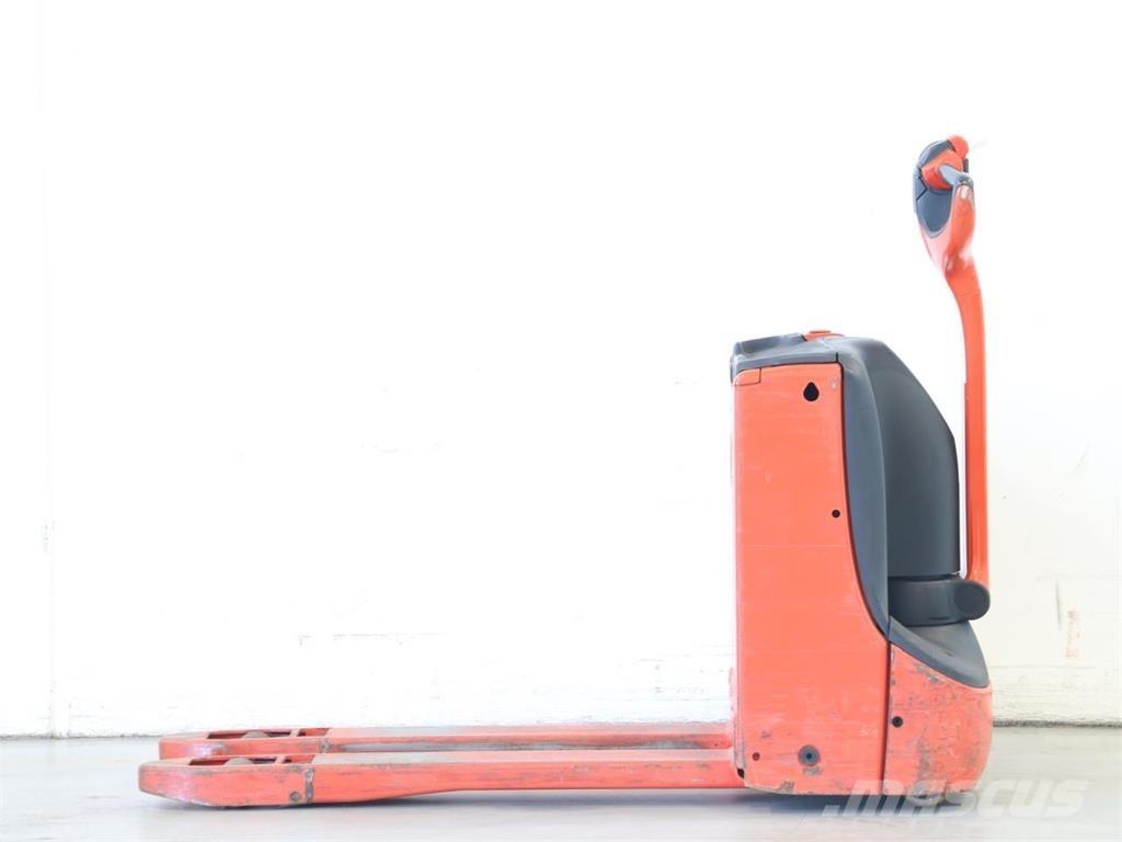 Linde T16/1152-02 手推堆垛车