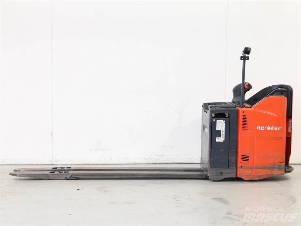 Linde T20SP/131-07 手推堆垛车