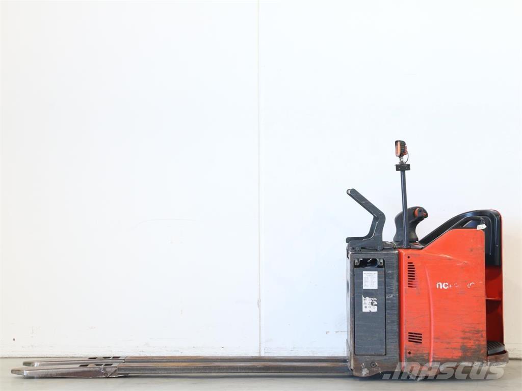 Linde T20SP/131-08 手推堆垛车