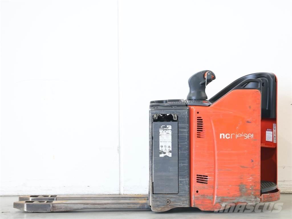 Linde T20SP/131-08 手推堆垛车