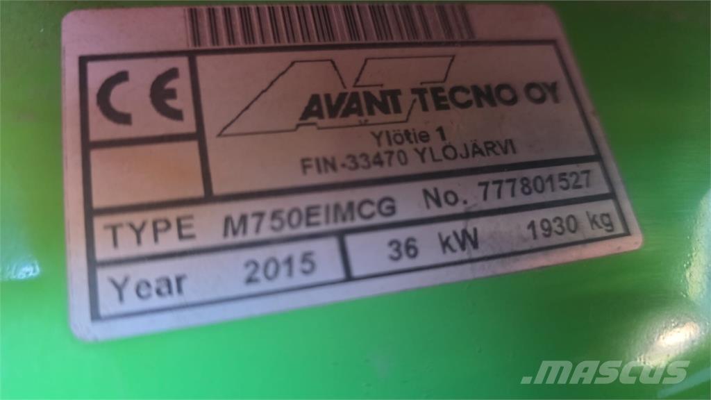 Avant 750 小型装载机