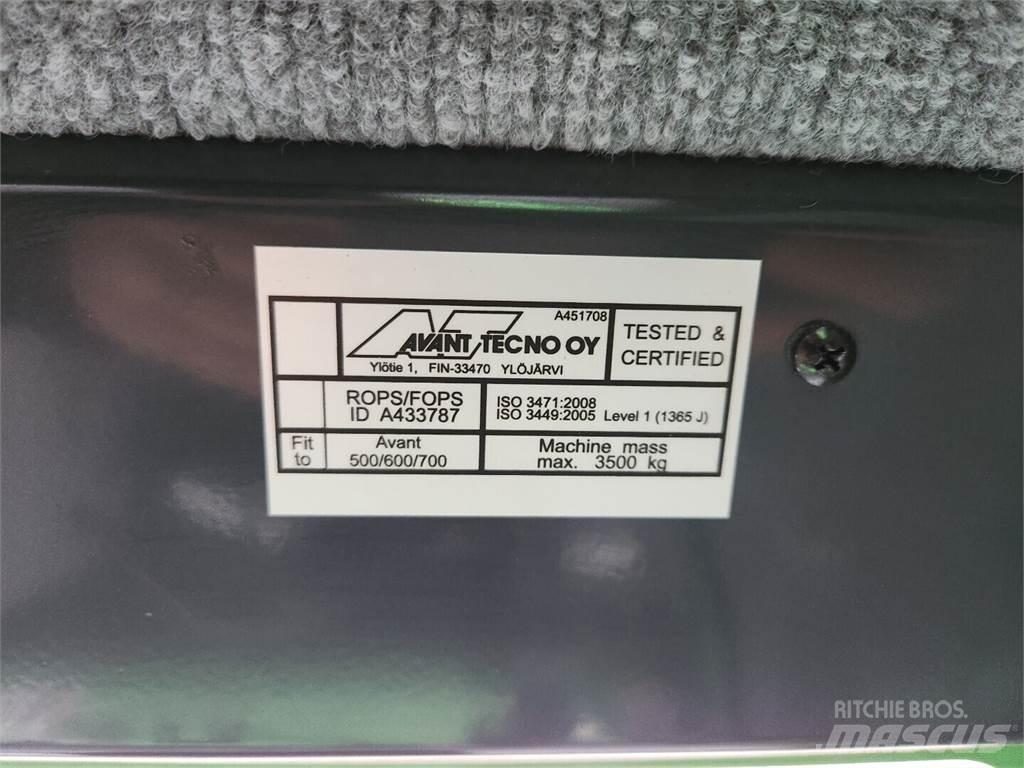 Avant 760i 小型装载机