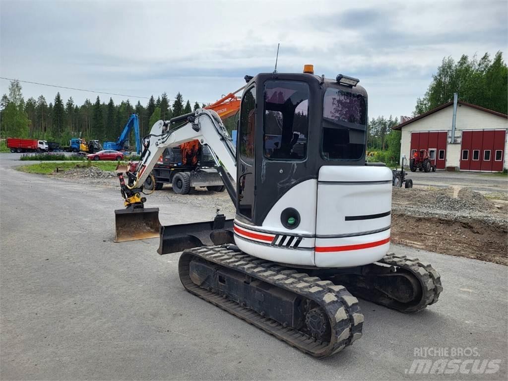 Bobcat 435H 小型挖掘机