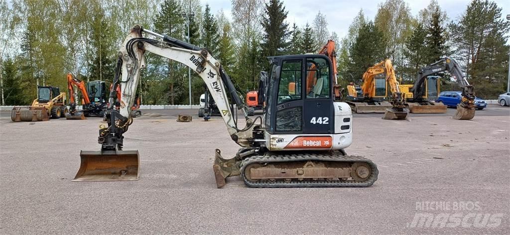 Bobcat 442 中型挖掘机