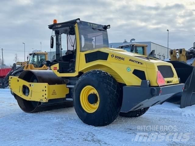 Bomag BW 213D-5 建筑机械-其他
