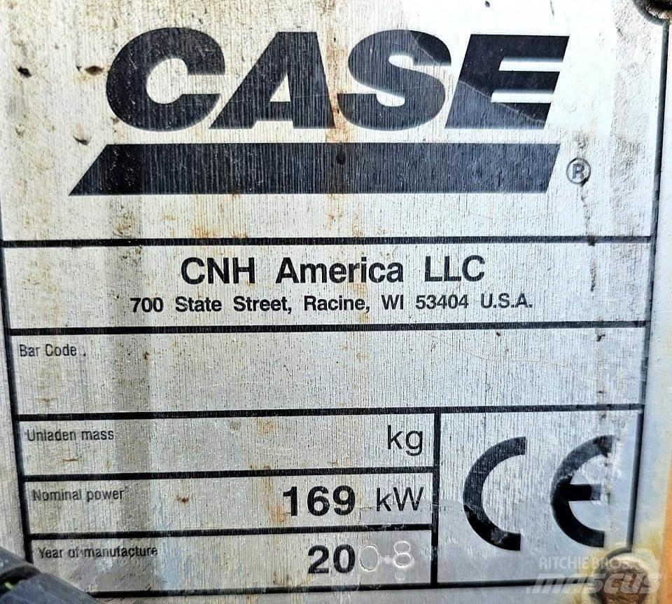 CASE 821E 轮式装载机