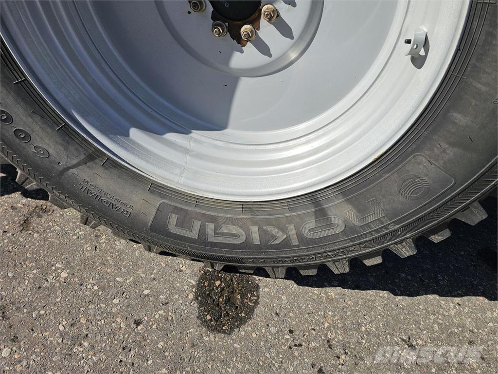 CASE MAXXUM 140 拖拉机/农用车