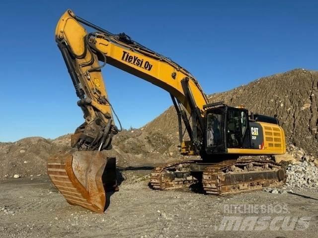 CAT 352F 履带挖掘机
