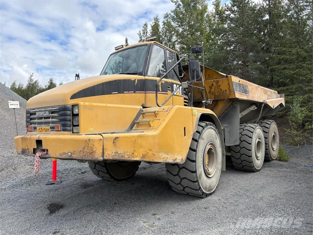 CAT 740 铰接式自卸车