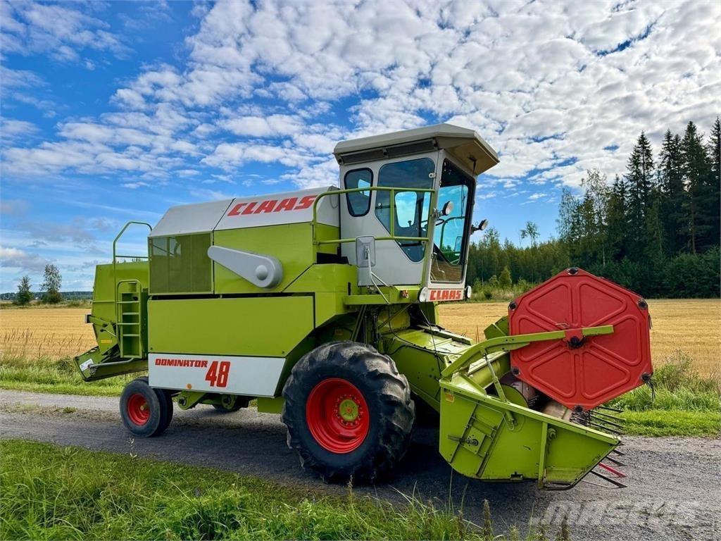 CLAAS 48 联合收割机