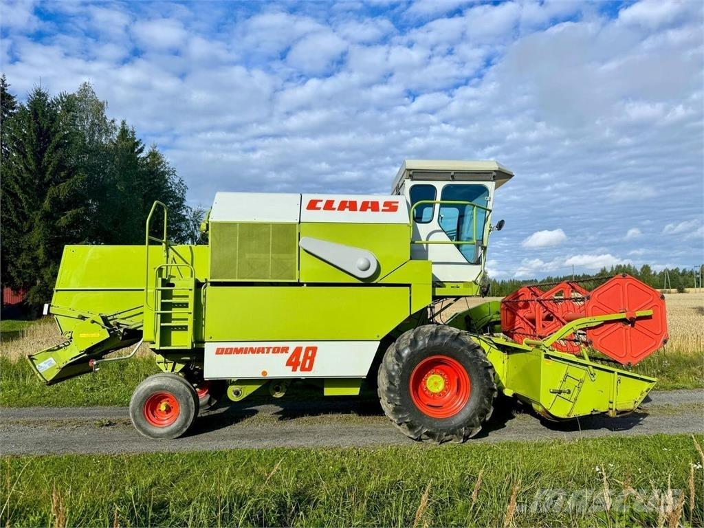 CLAAS 48 联合收割机