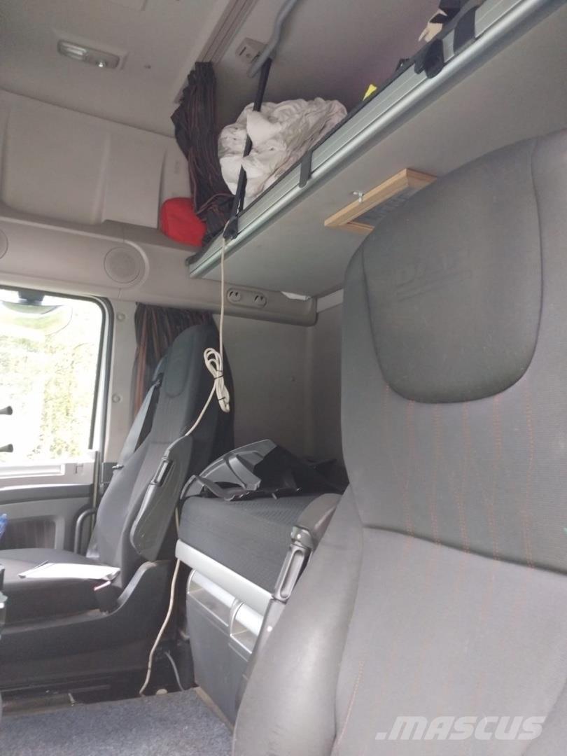 DAF XF 530 工程吊钩车