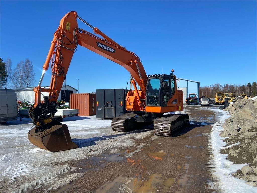 Doosan DX 235 LCR 履带挖掘机