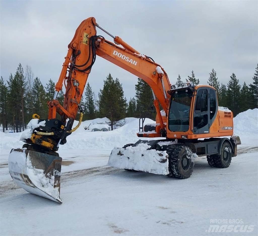 Doosan DX160W 履带挖掘机