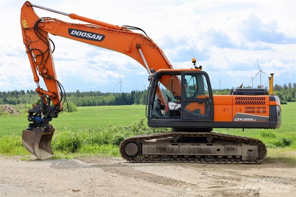 Doosan DX255 LC - 3 履带挖掘机