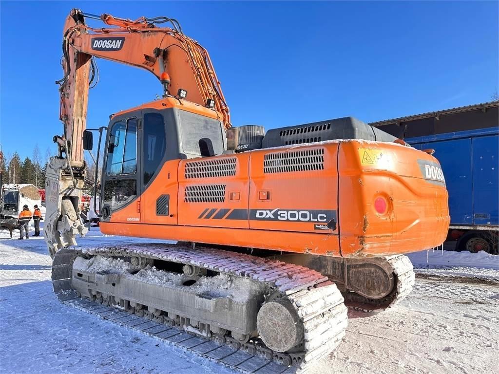 Doosan DX300 LC-3 履带挖掘机