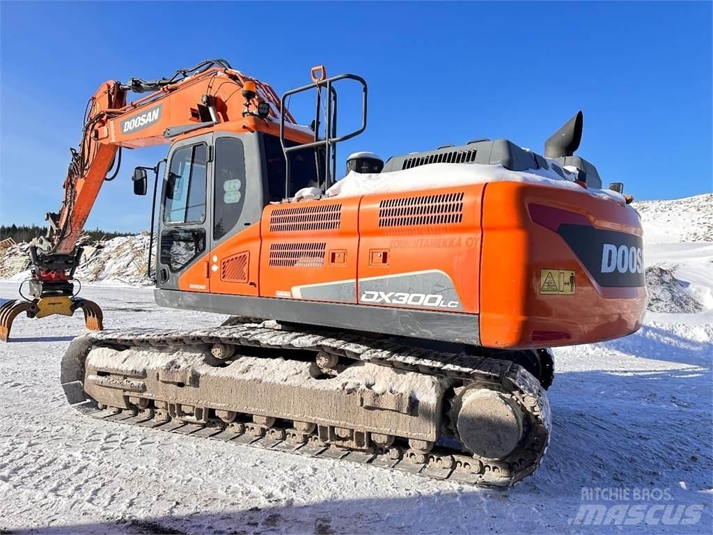 Doosan DX300 LC-5 履带挖掘机