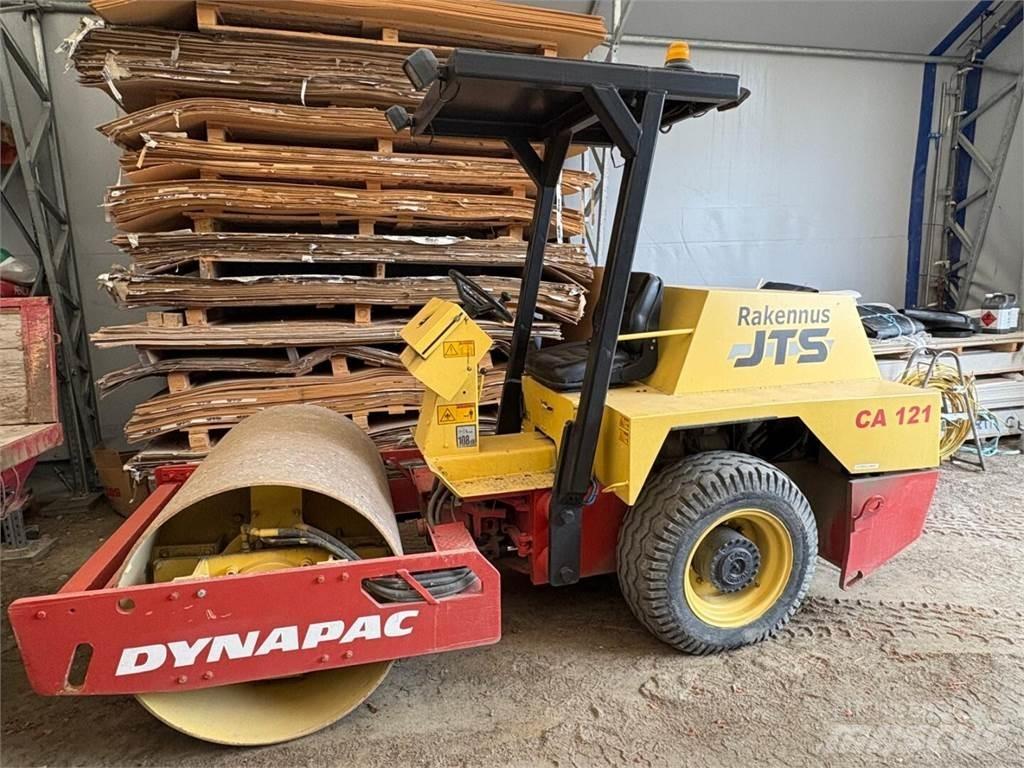 Dynapac CA 121 D 建筑机械-其他