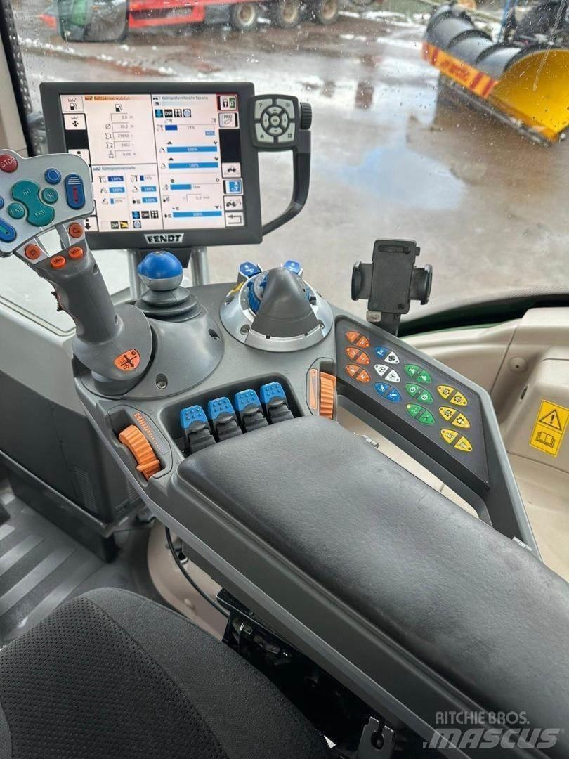 Fendt 828 VARIO 拖拉机/农用车