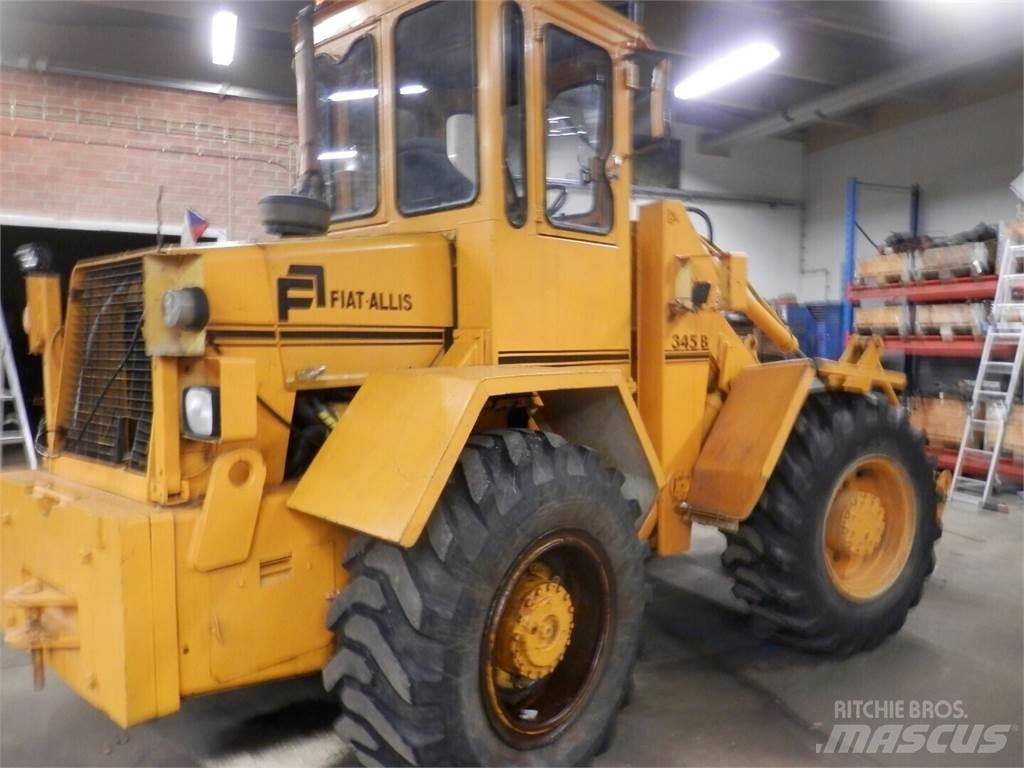 Fiat-Allis 345 B 轮式装载机