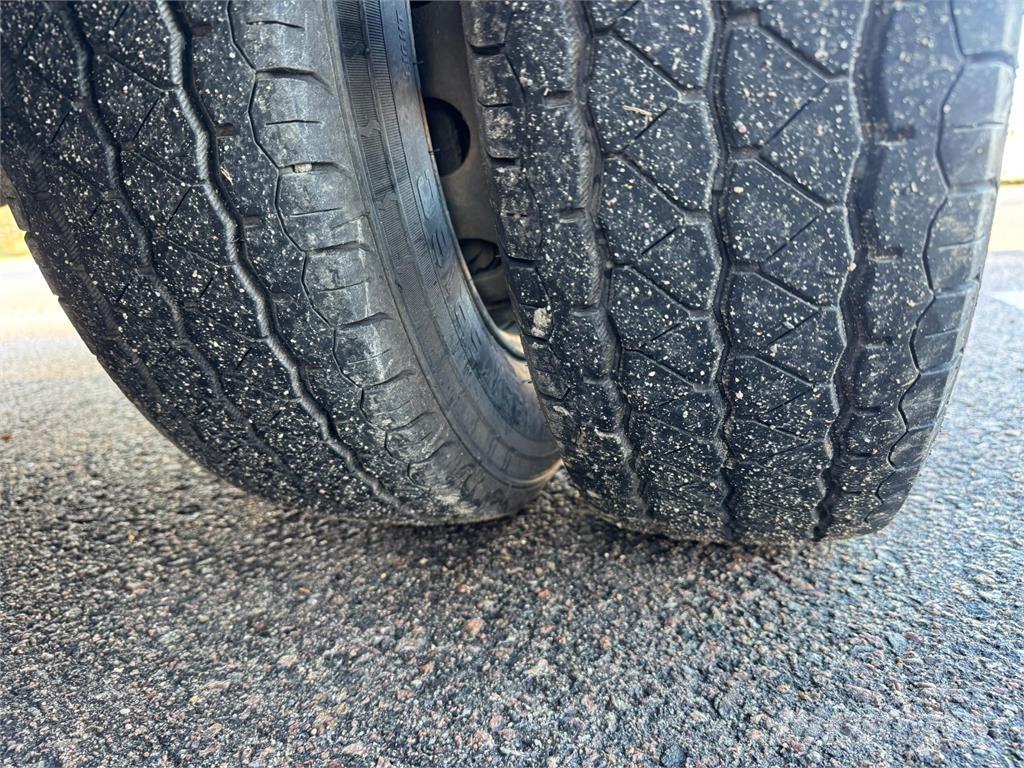 Ford Transit 大型面包车