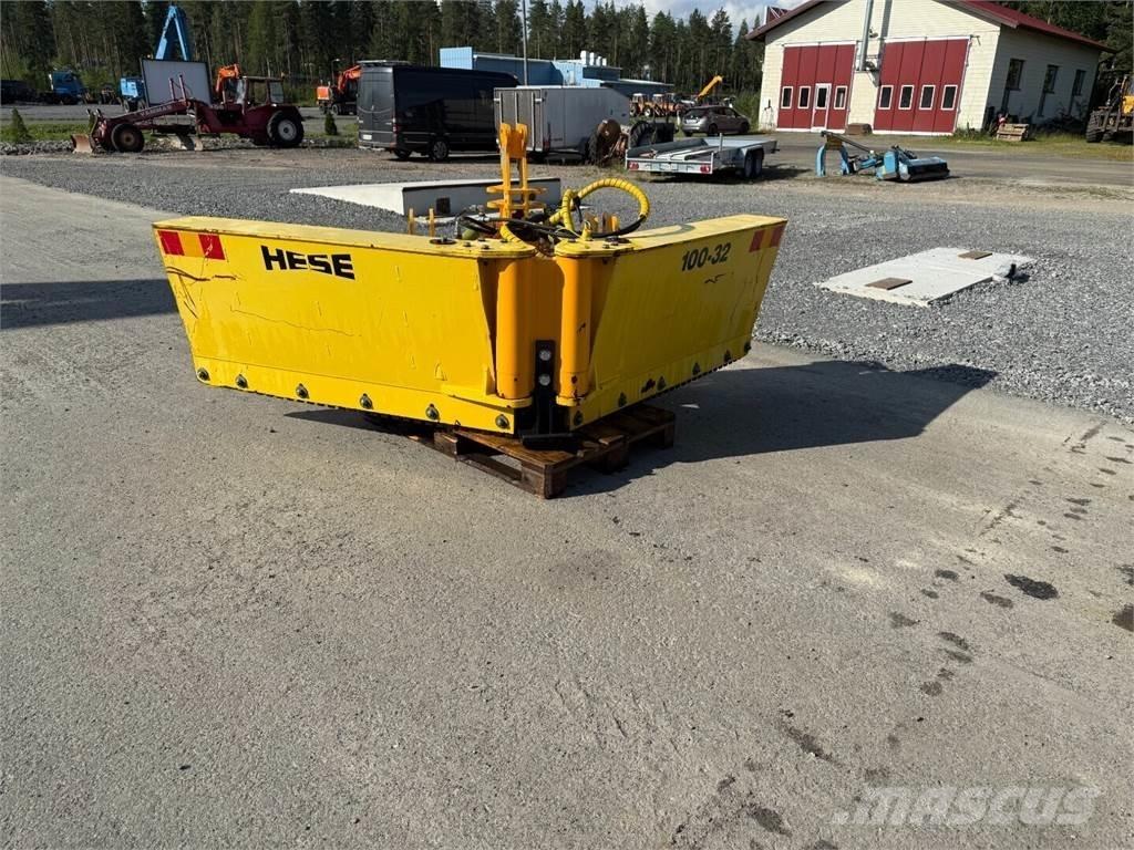 Hese HE 100-32 其他清扫车和扫雪车