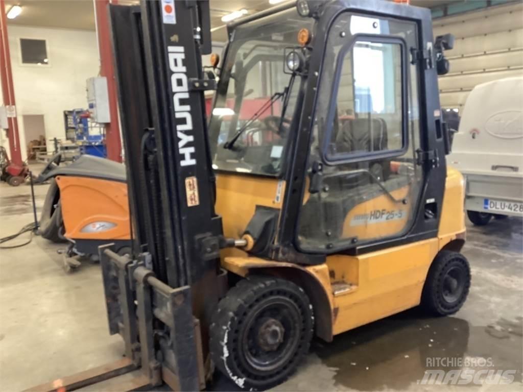Hyundai HDE 25 E 柴油叉车