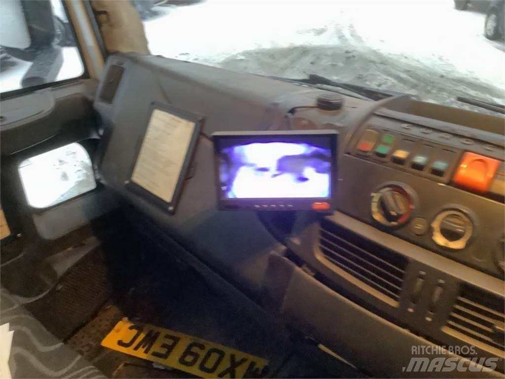 Iveco 180 e 25 其他货车