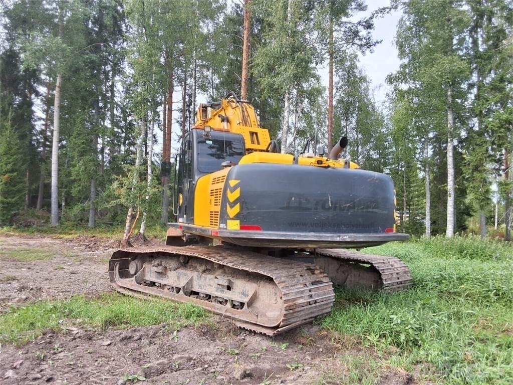 JCB 210 LCT4 履带挖掘机