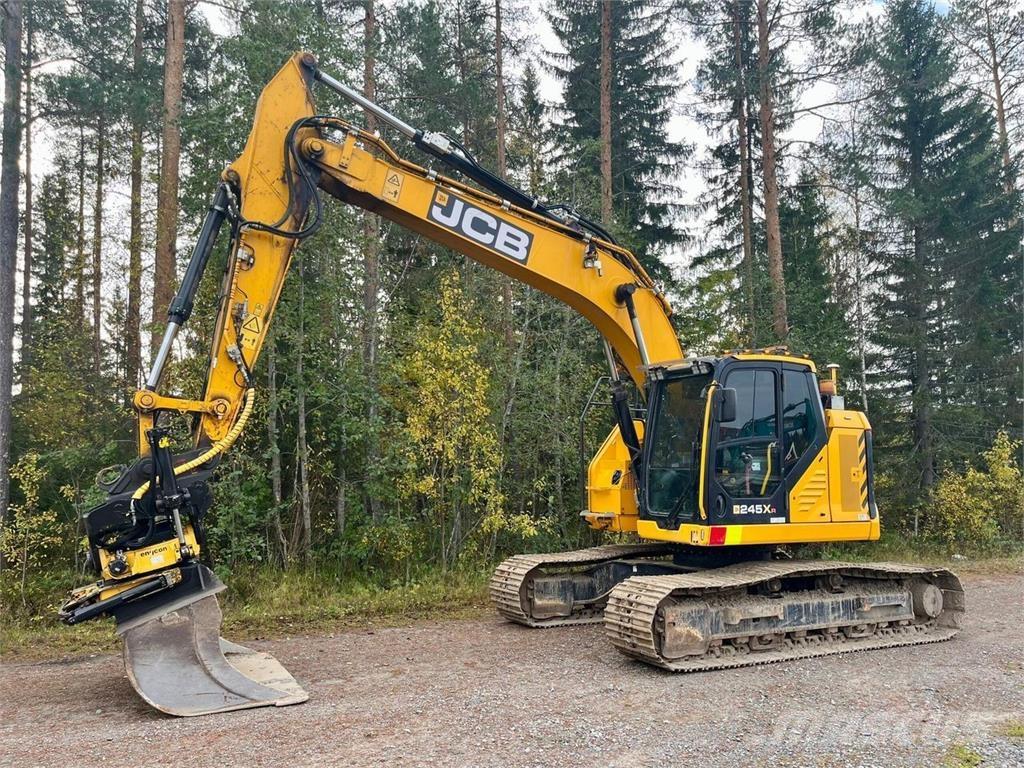 JCB 245XR 履带挖掘机