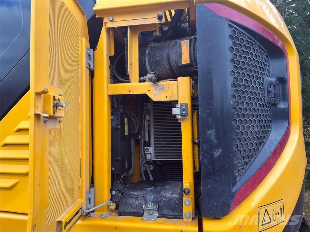 JCB 245XR 履带挖掘机