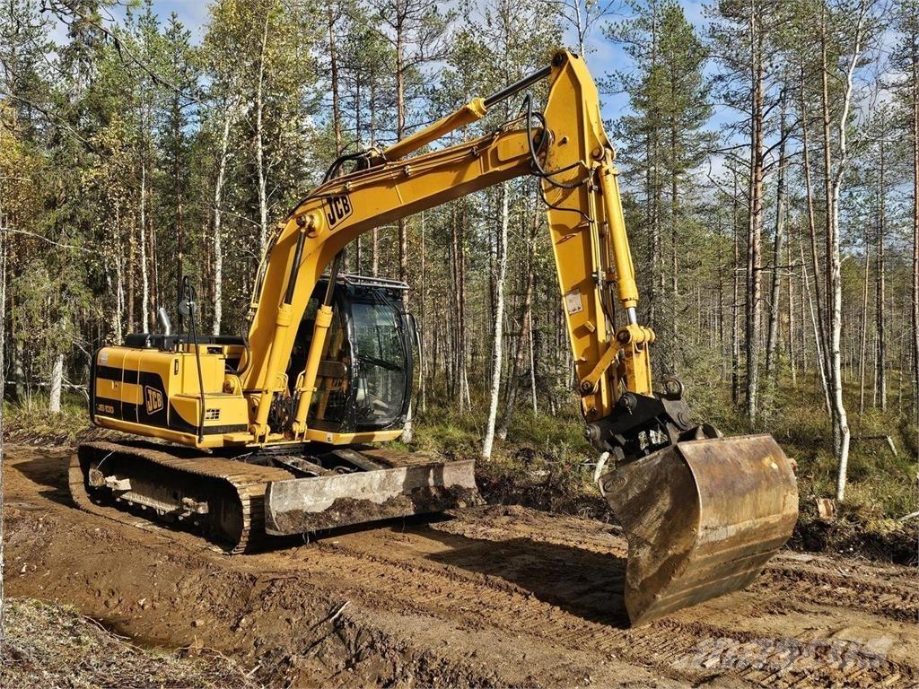JCB JS130 履带挖掘机