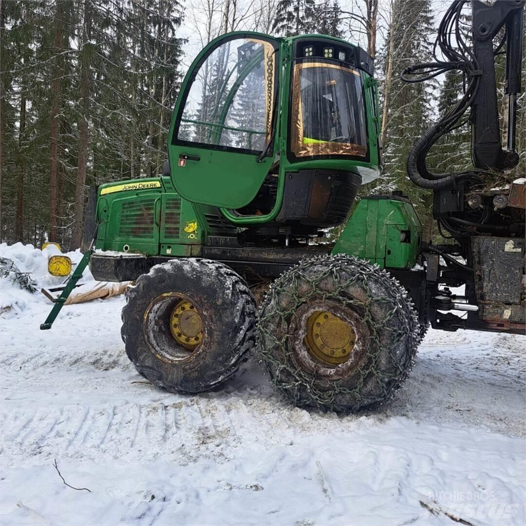 John Deere 1110E 集运机