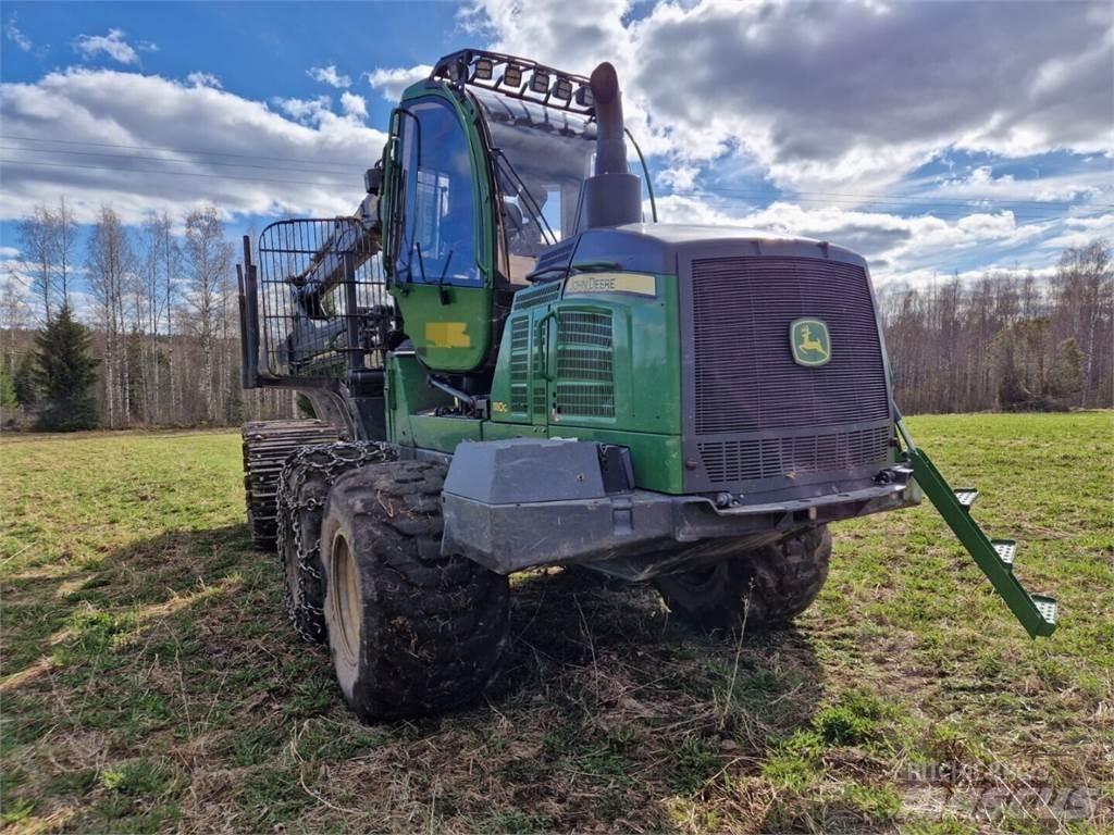 John Deere 1110G 集运机