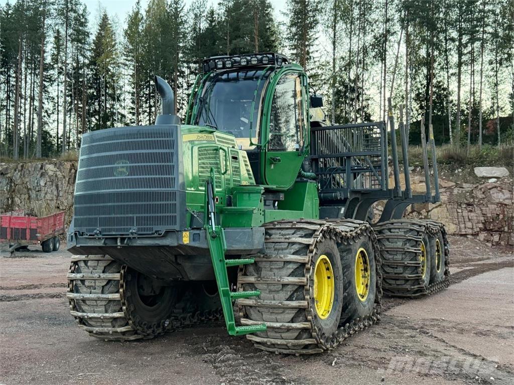 John Deere 1910 G 集运机